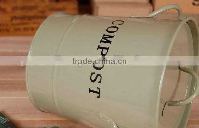 garden compost bin