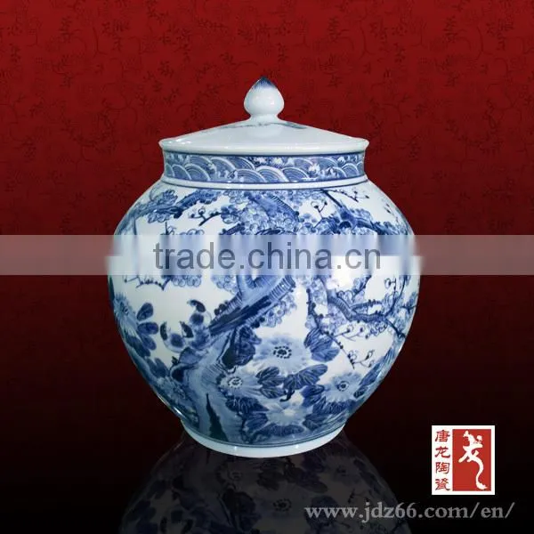 Antique black porcelain ginger jar with gold drawing