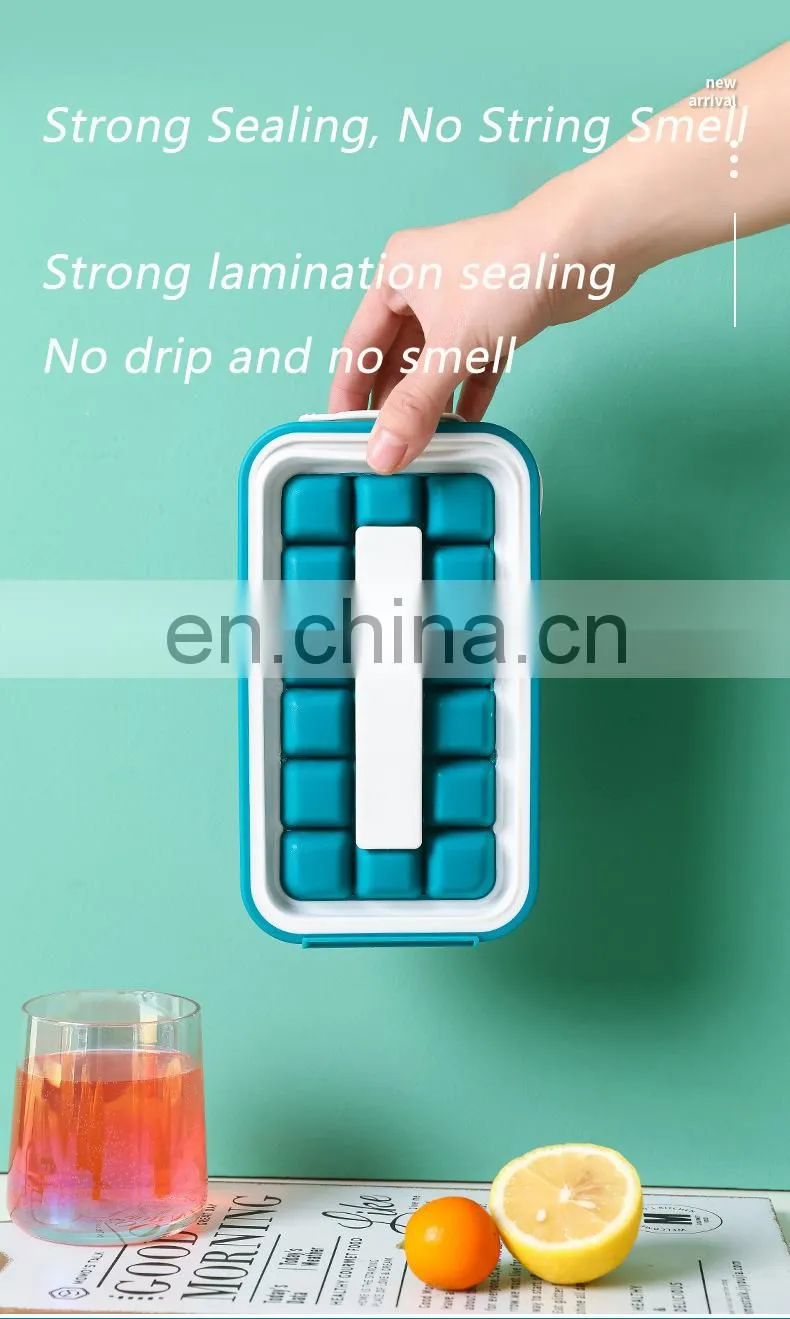 18 Grid Ice Ball Maker Kettle Kitchen Bar Accessories Gadgets Creative Ice Cube Mold 2 In 1 Multi-function Water bottle
