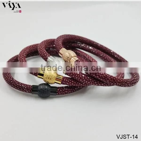 2016 New Arrival High Class Genuine Black Stingray Magnetic Closure Bracelet
