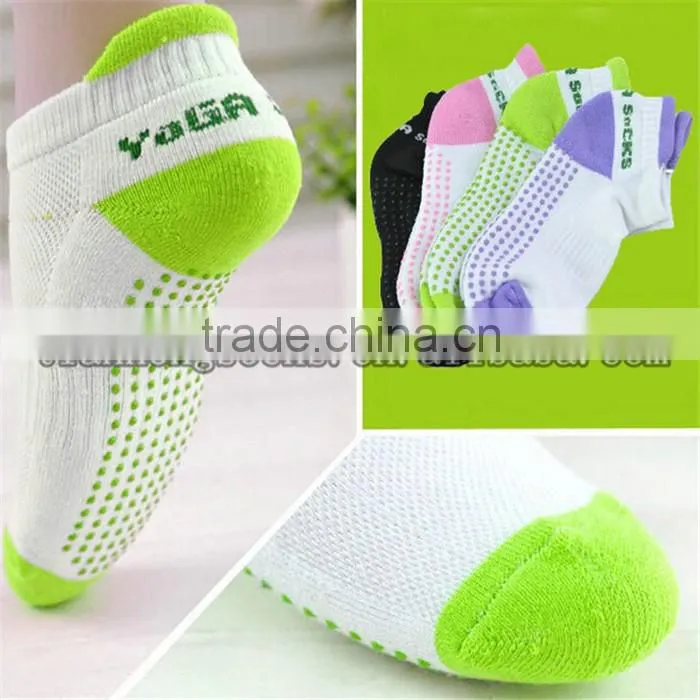 Sports Rubber Sole Terry Socks Anti Slip Pilates Barre Socks Rubber No-Slip Yoga Socks
