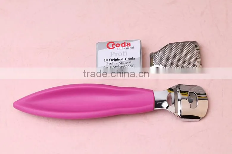 2015 purple red color whosale plastic and steel material pedicure nail manicure set