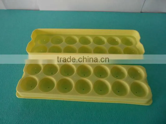 Plastic ice lattlice