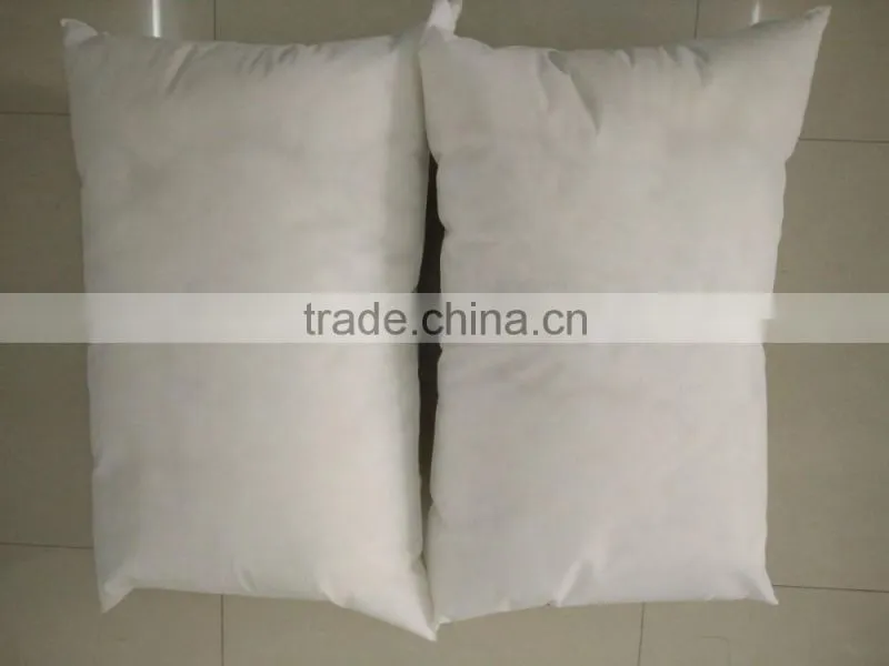 Comfortable white non woven hotel pillow