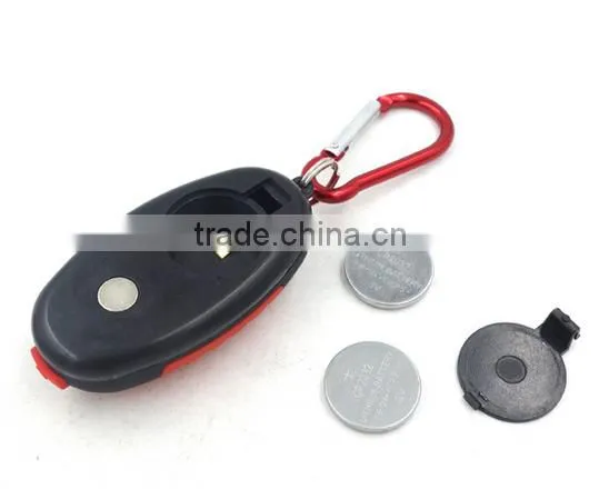 Hot Sales Promotion Egg Shape High Power COB LED Keychain Light Cheaper Gift carabiner Bag Reflector Flashlight Rubber Coating