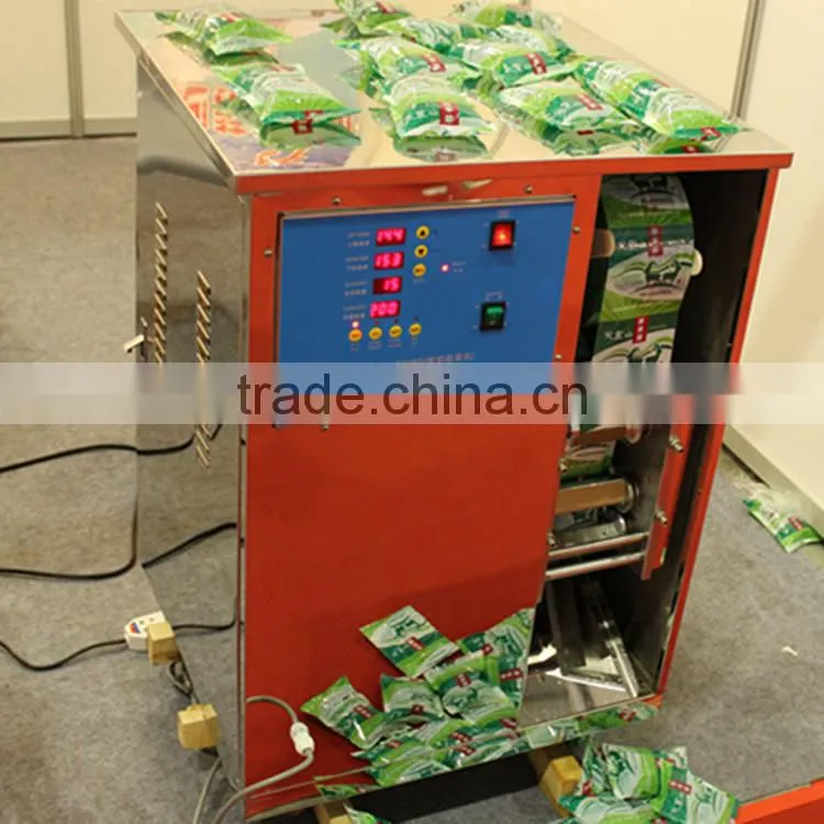 High Quality Best Price Vertical Fresh Milk Packaging Machine, Milking Filling Machine for Sale
