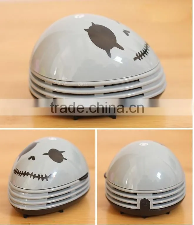 plastic office portable battery powered Mini Desktop Vacuum Cleaner
