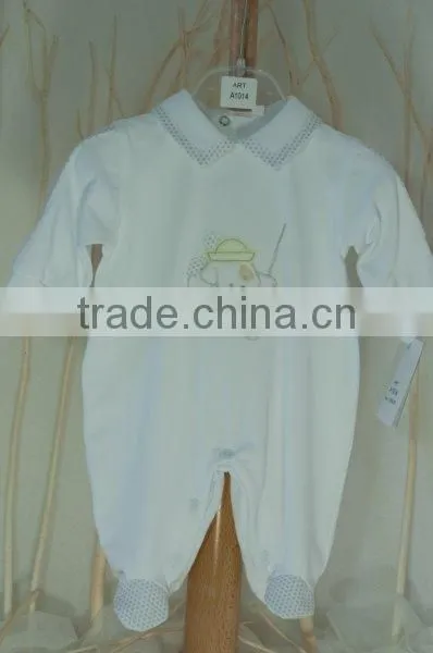 Conjoined baby clothes