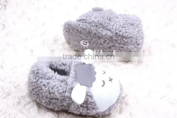 lovely cartoon animal coral fleece baby girl walking shoes