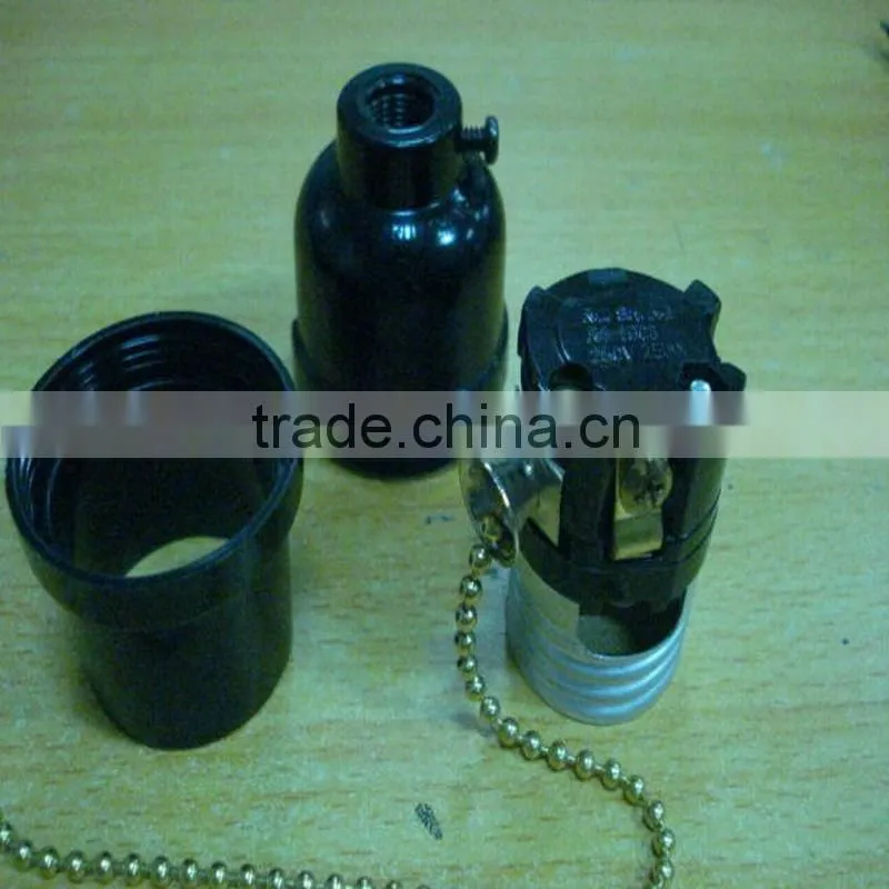 51) E26 bakelite switch lamp holder (zipper switch)