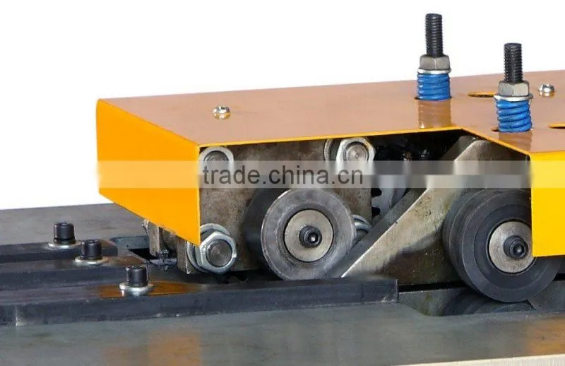Comifo Pittsburgh Locking Machine