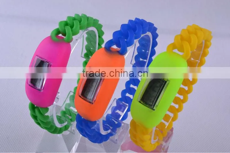 New sports silicone watch led watch trendy digital twist watch
