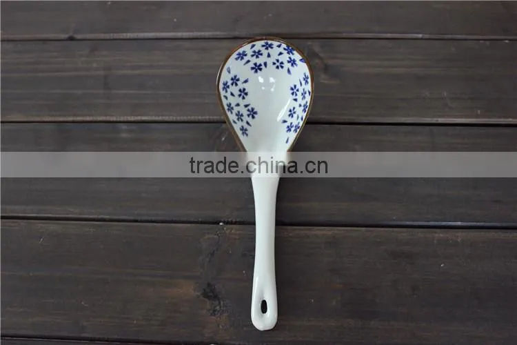 High quality SP-1537 Haonai factory directly big ceramic soup spoon