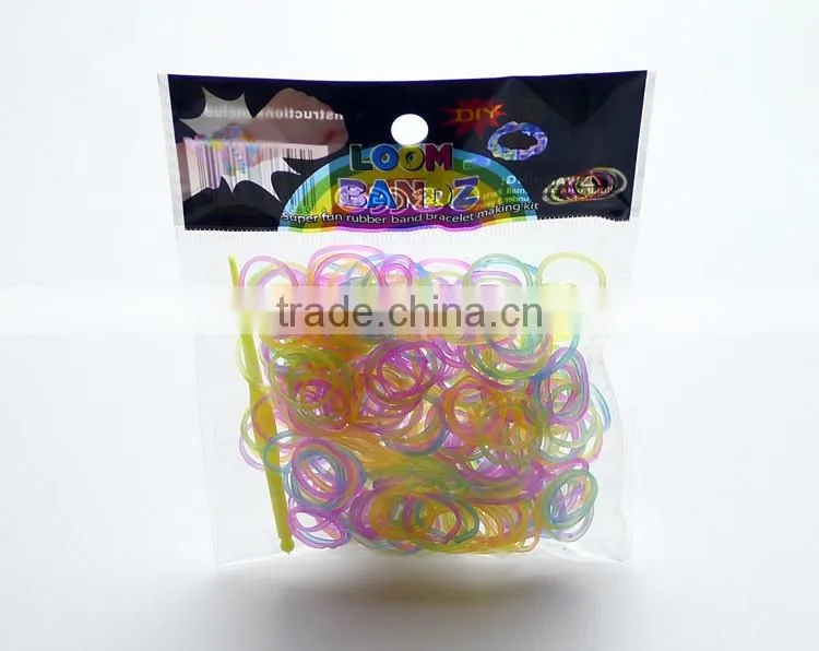 DIY LOOM BANDS BRACELET MAKING KIT INCLUDES 300 colorful RUBBER BANDS LOOM CLIPS
