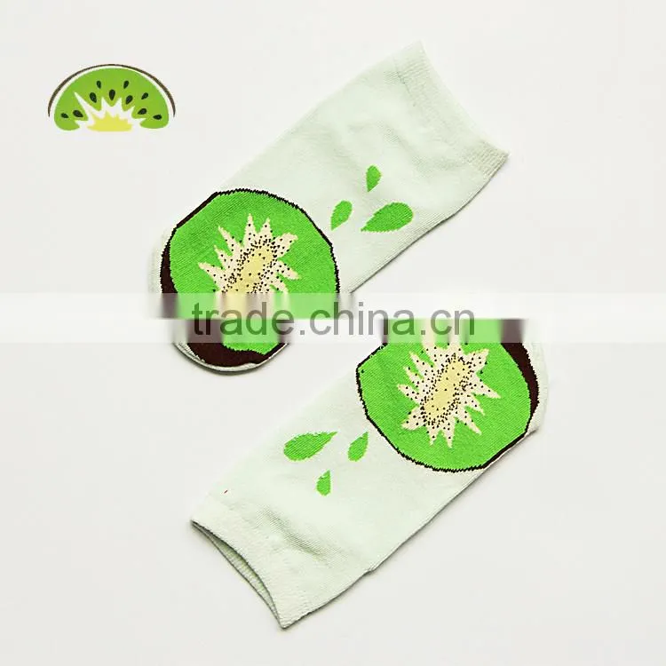 2015 Top Selling Fruits And Vegetables Pattern Fashion Socks Creative Winter Socks Custom Print Socks