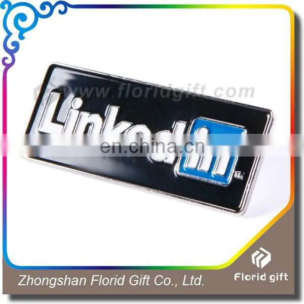 Custom shield shaped enamel bulk lapel pin, metal logo badge
