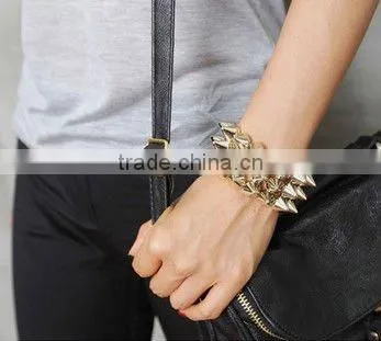 fashion spike bracelet