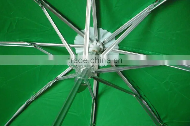Hot sale aluminum frame green 3 folding light umbrella made in China