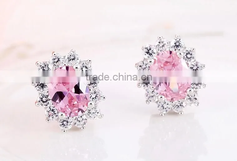 Low price Latest Design Diamond Earring , Fashion Earring , Lovely Shape Fancy Stud Earring