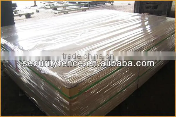 High quality galvanized chain link gate design and chain link fence closer