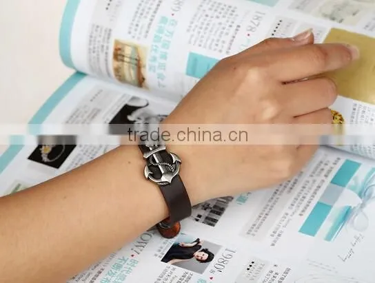 Cool Unisex Women Men Punk Wristband Metal Studded Leather Bracelet