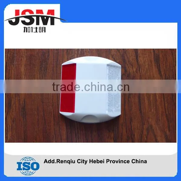 Highway brightness durable plastic road stud ,cheap price plastic road reflector