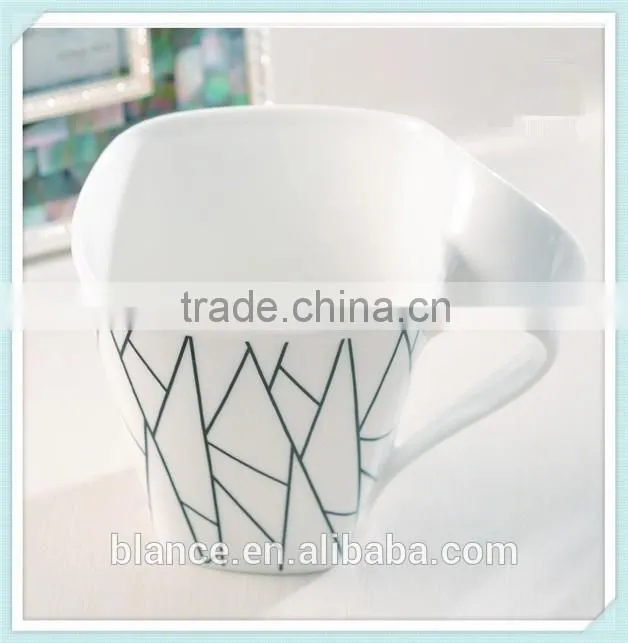 ceramic oblique mug with different horizontal rim coffee cup