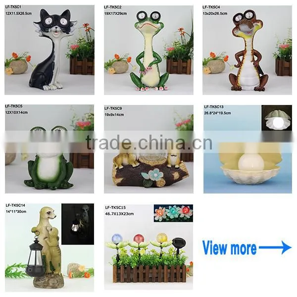 Iron Owl garden stake with solar product