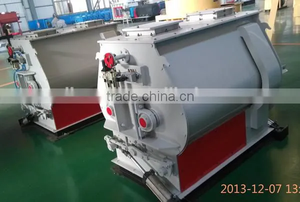Yulong animal cattle feed mixer:500kg/batch