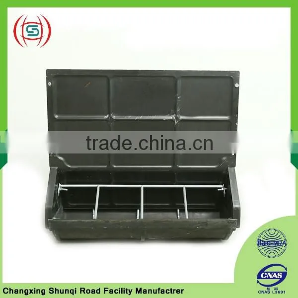 Durable pig trough used as pig farming equipment
