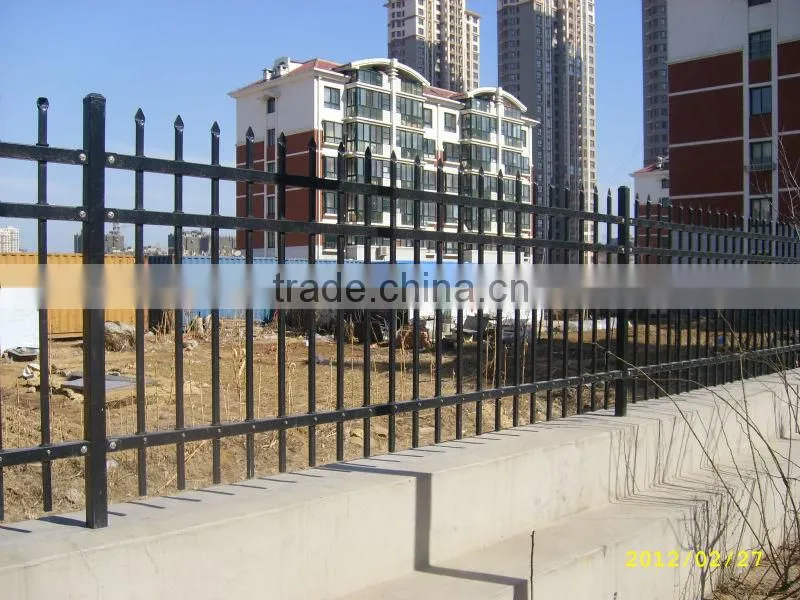 galvanized steel traffic fence,galvanized traffic fence manufacturer,galvanized road fence