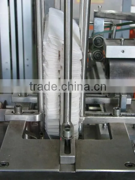 Small multi-function box packaging machine low prices