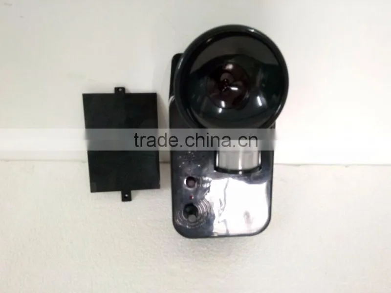 Ultrasonic animal repeller pest control products solar pest dog cat repellent