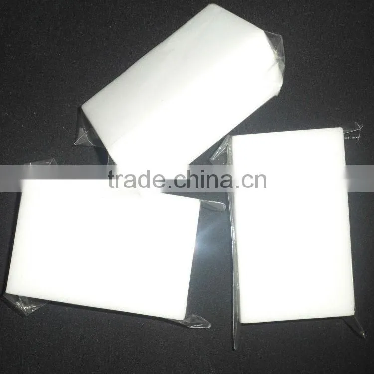 cleaning the sofa melamine sponge