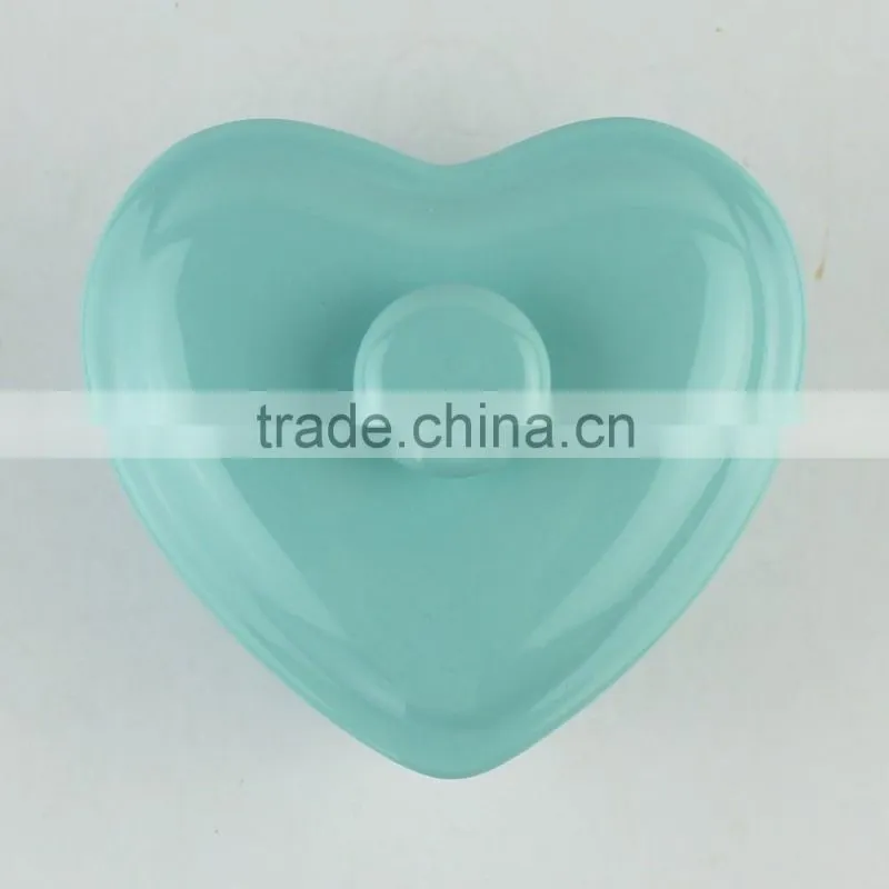 set of three heart shape stoneware mini casserole