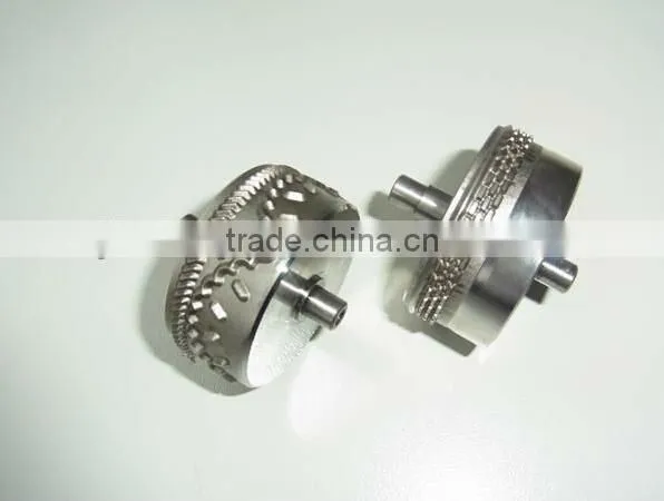 Ultrasonic lace cutting machine