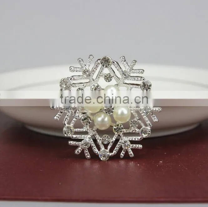 F20041N New design Christmas snow brooch pins fancy frooch pins