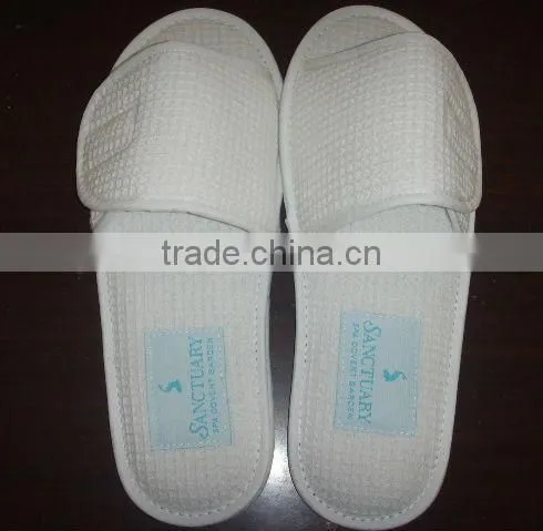 Hotel White Cotton Slippers