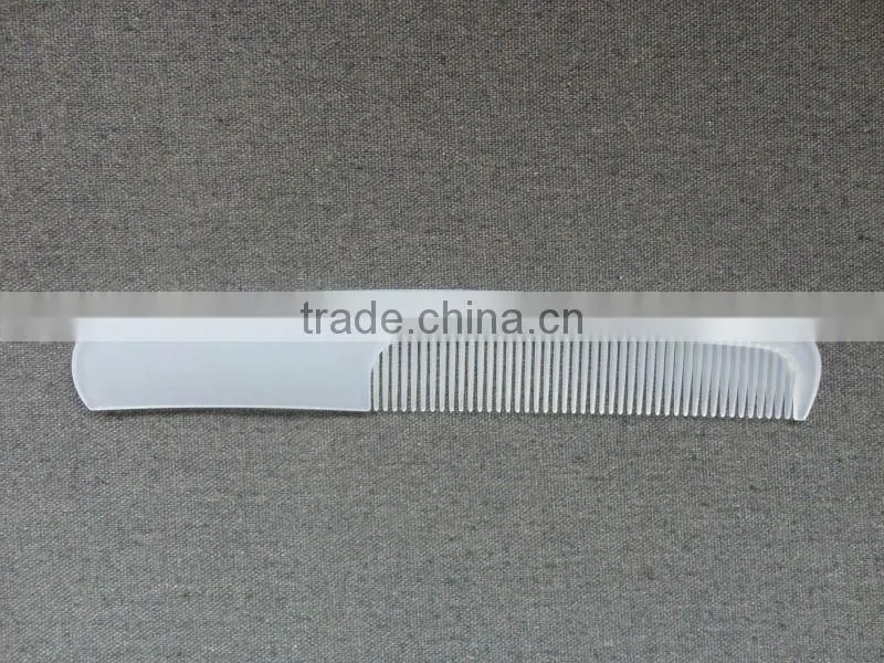 white plastic straight hotel comb