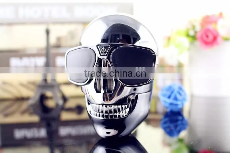 (hot style) skull head travel gift portable power bank, cute power charger, mini USB mobile power bank charger