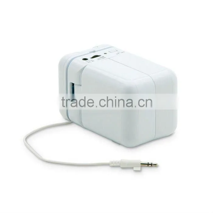 folding white USB speaker