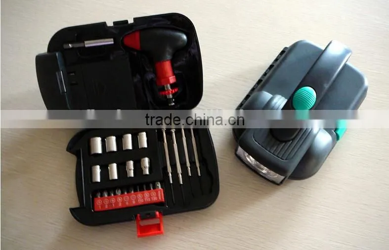 Executive Promotional Auto Flashlight and Tool Kit, auto tool set, auto first aid