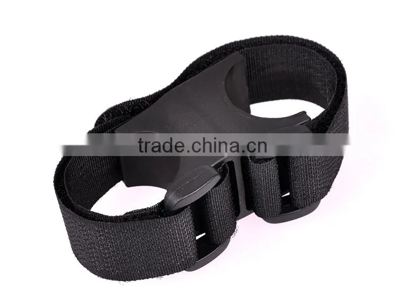 High Quality 25mm 30mm Flashlight Hunting Gun mount Rifle Scope Mount factory Patented product