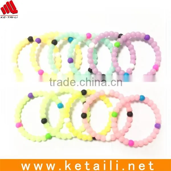 2016 hot sale silicone wristbands made in Shenzhen
