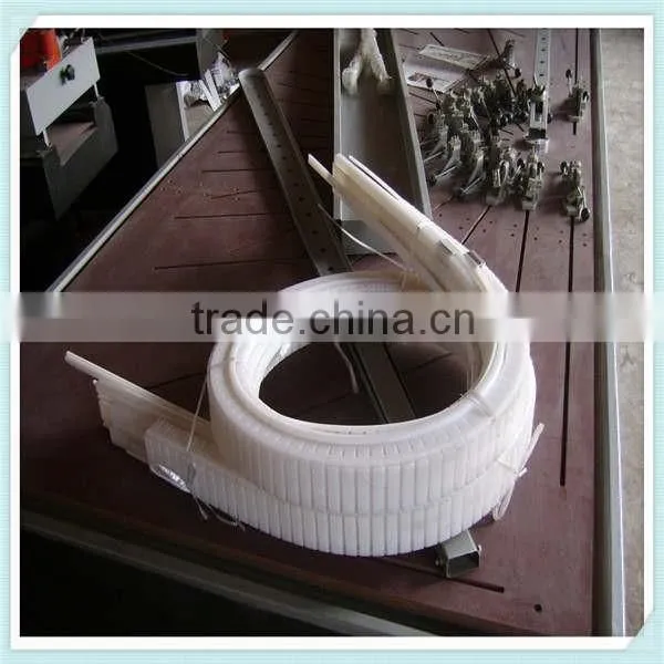 PVC door and window bending machine