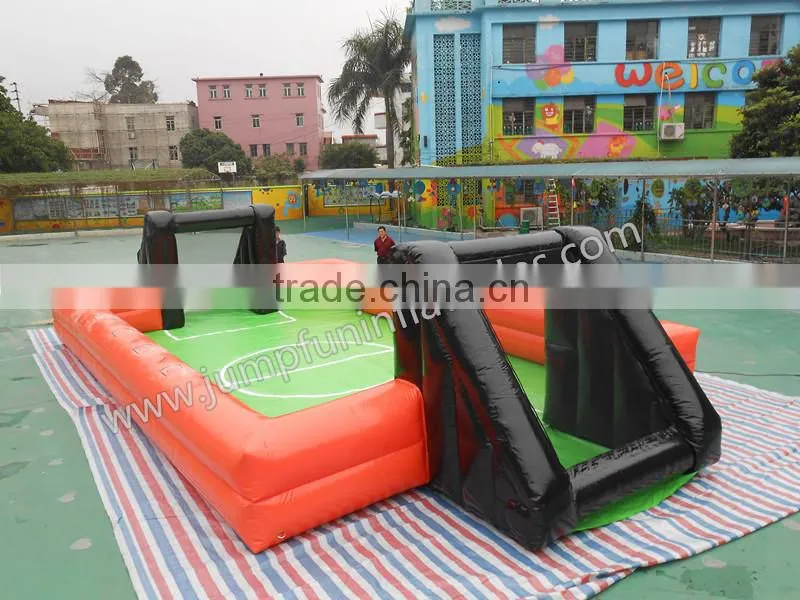 inflatable football pitch/inflatable soccer field/inflatable human foosball