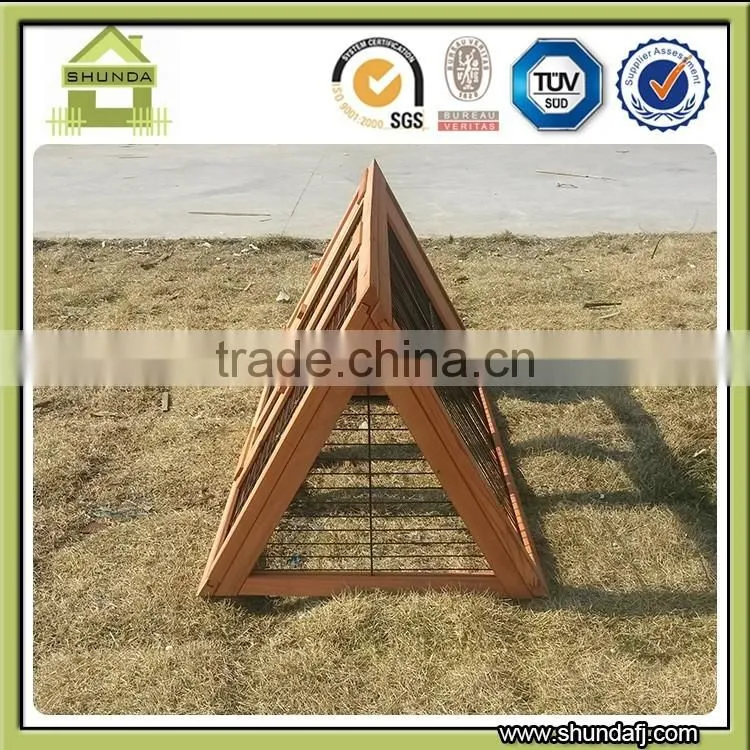 Cheap Wooden Triangle Rabbit Hutch
