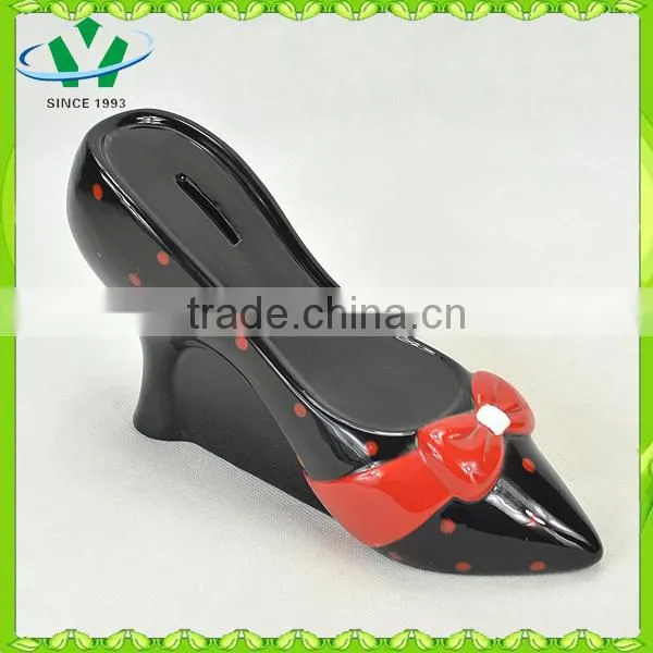 Wholeasale Ceramic high heel shoe piggy bank for gift