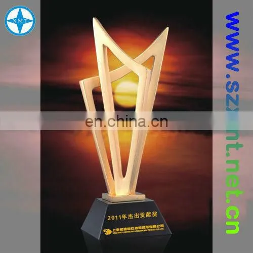 wholesale gold and silver plated zinc alloy metal twisted trophy