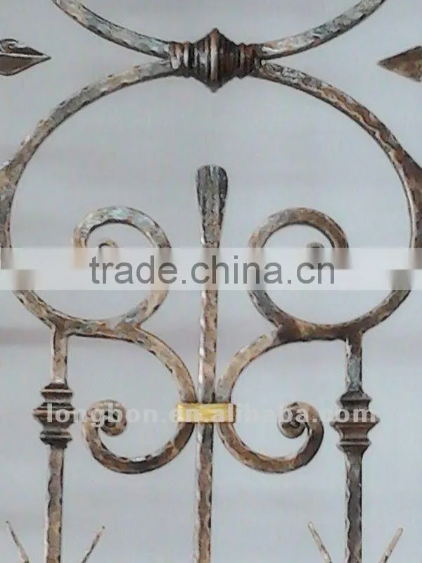 2013 Top-selling wrought iron hand-made window fence